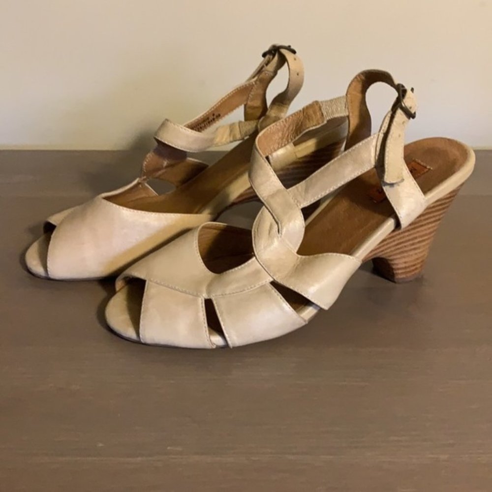 Miz Mooz “Guthrie” Leather Heels - Women’s Size 8 - Picture 2 of 7